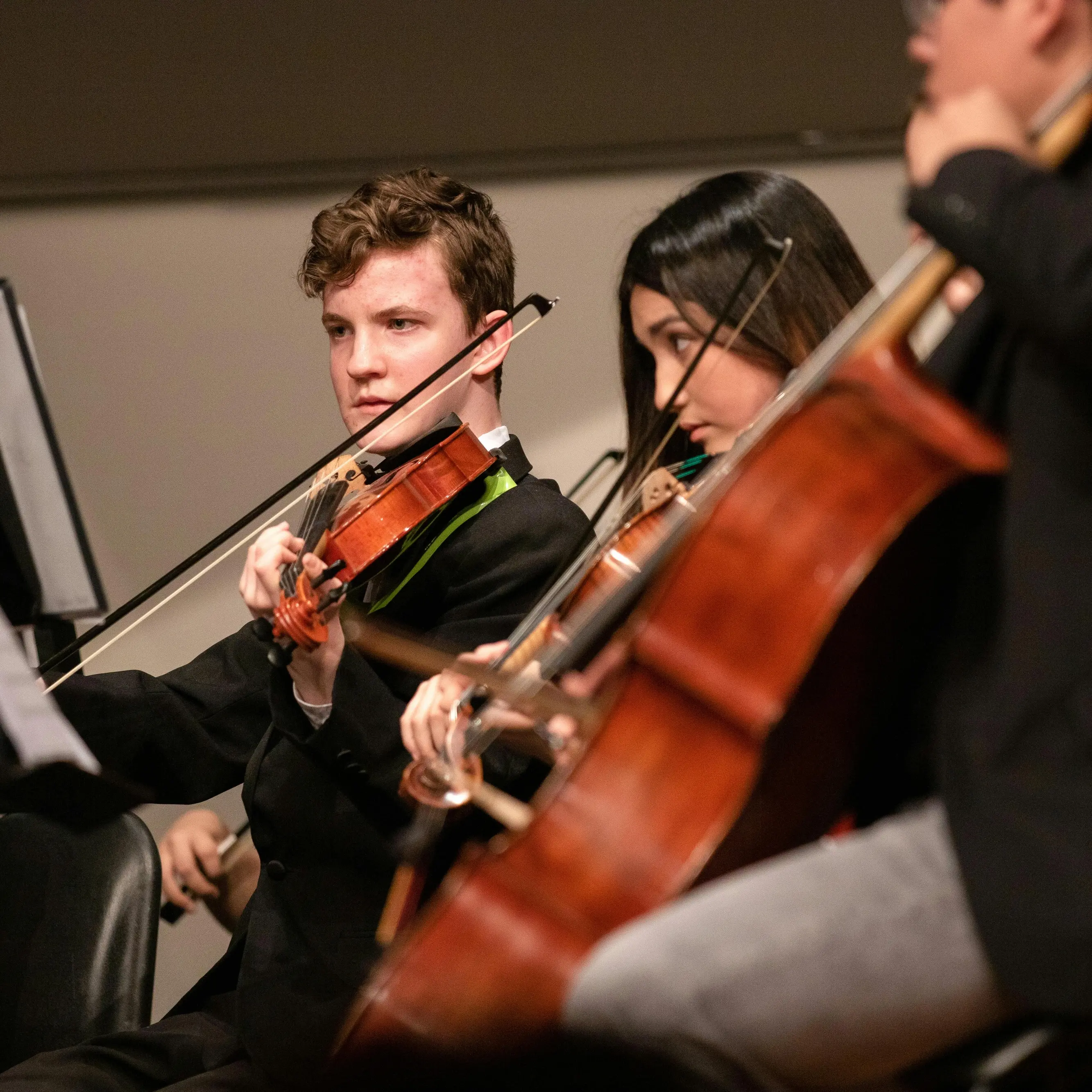 Lirica, fiato alla protesta