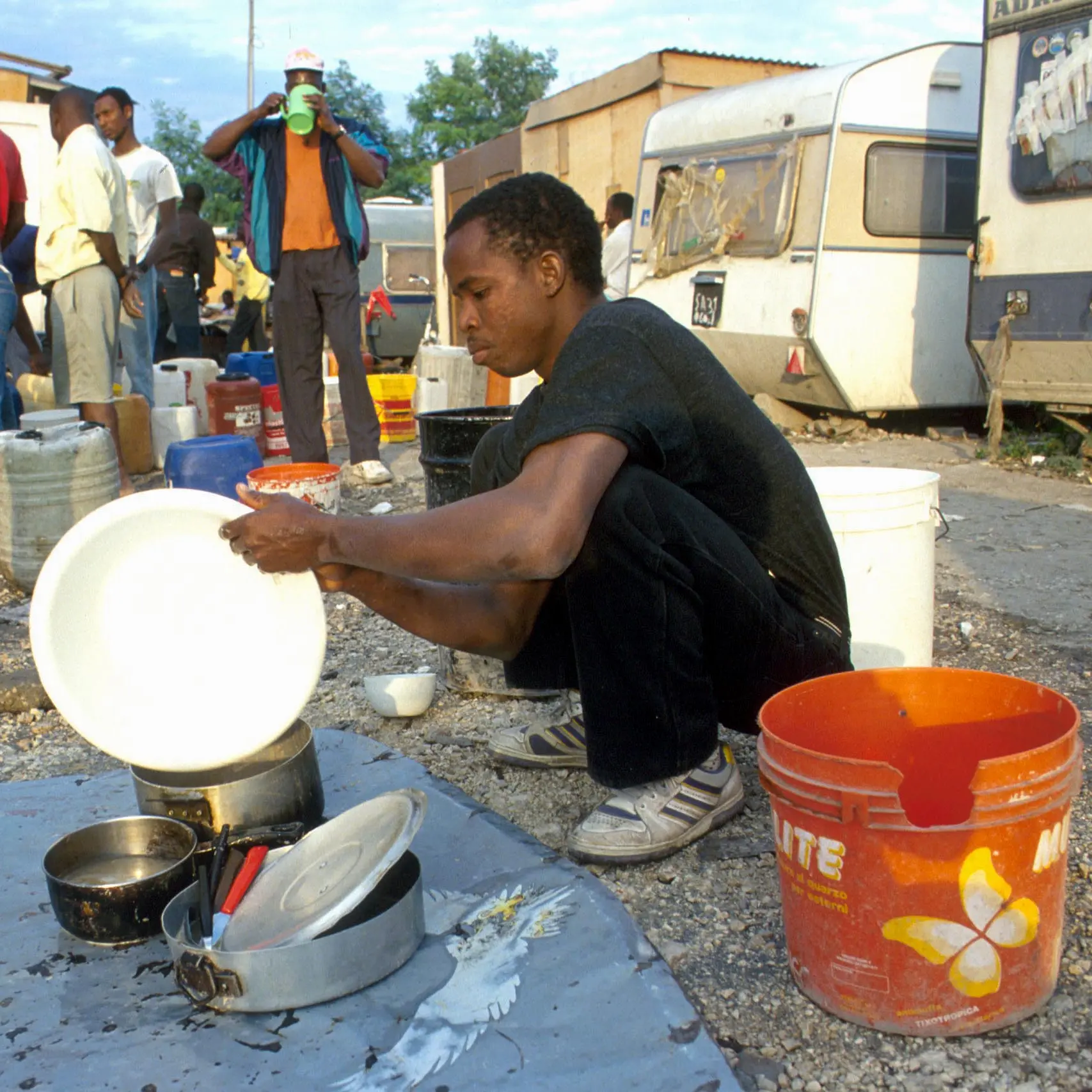 Bracciante morto a Torretta Antonacci: urgente superare i ghetti