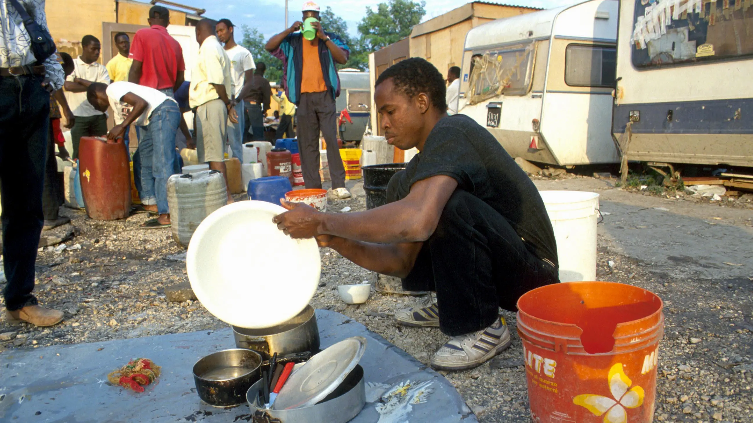 Bracciante morto a Torretta Antonacci: urgente superare i ghetti