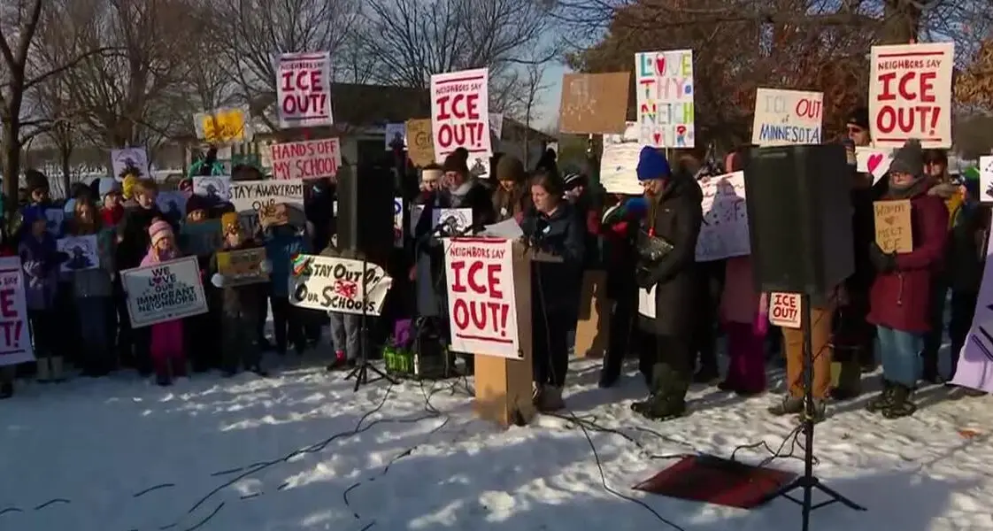 Minneapolis, agente dell’Ice spara a sangue freddo e uccide un uomo