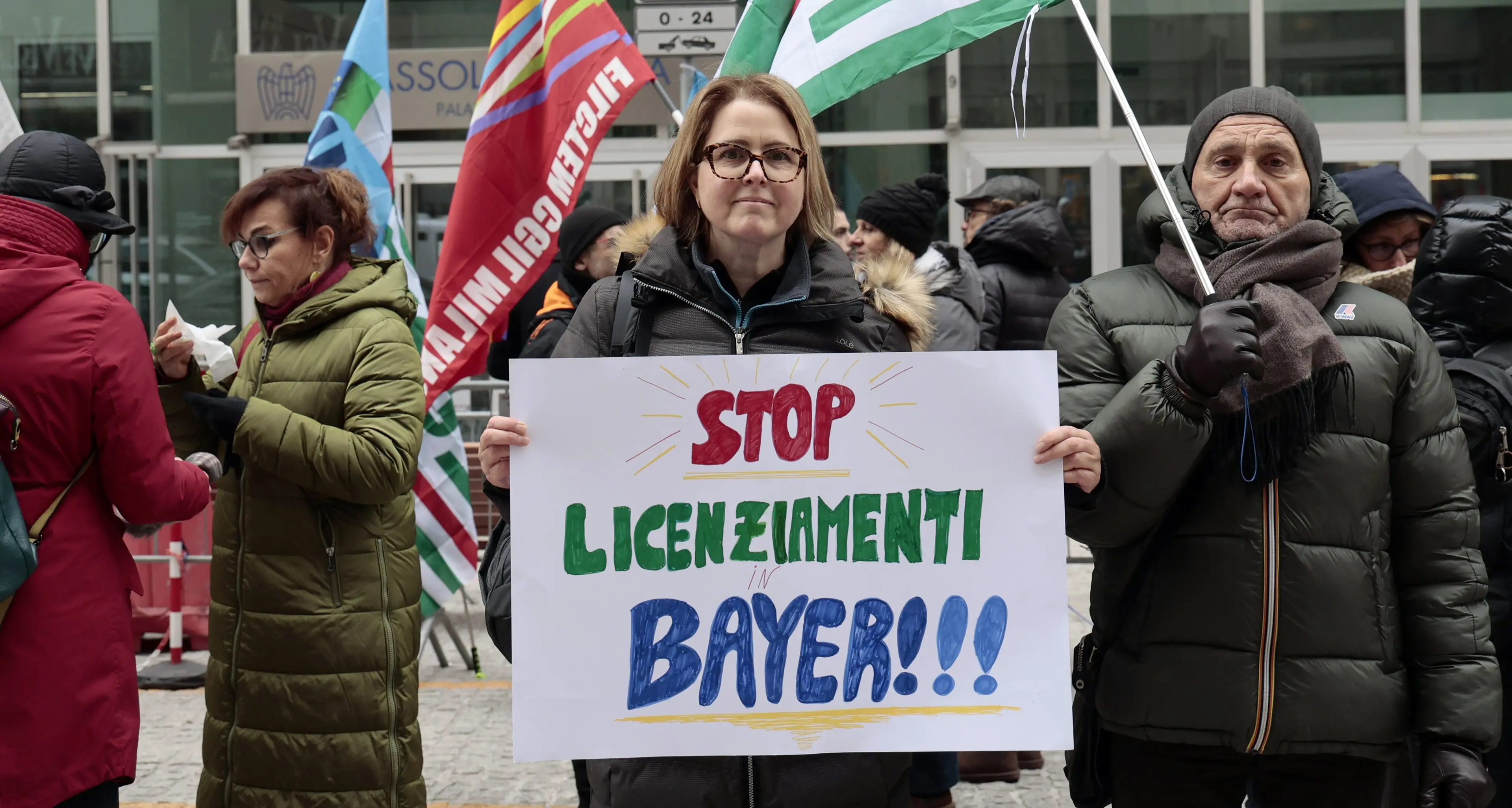 Accordo Bayer, esuberi ridotti a 18