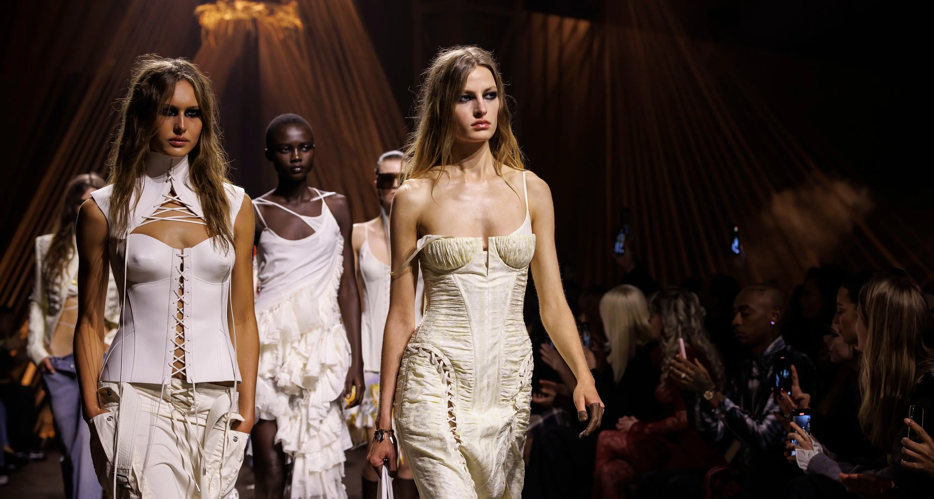 McQueen-Kering, un terzo dei posti a rischio: sindacati in allarme