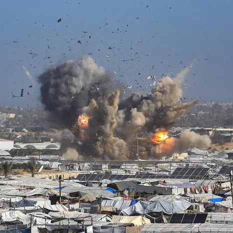 La pace di Trump bombarda Gaza