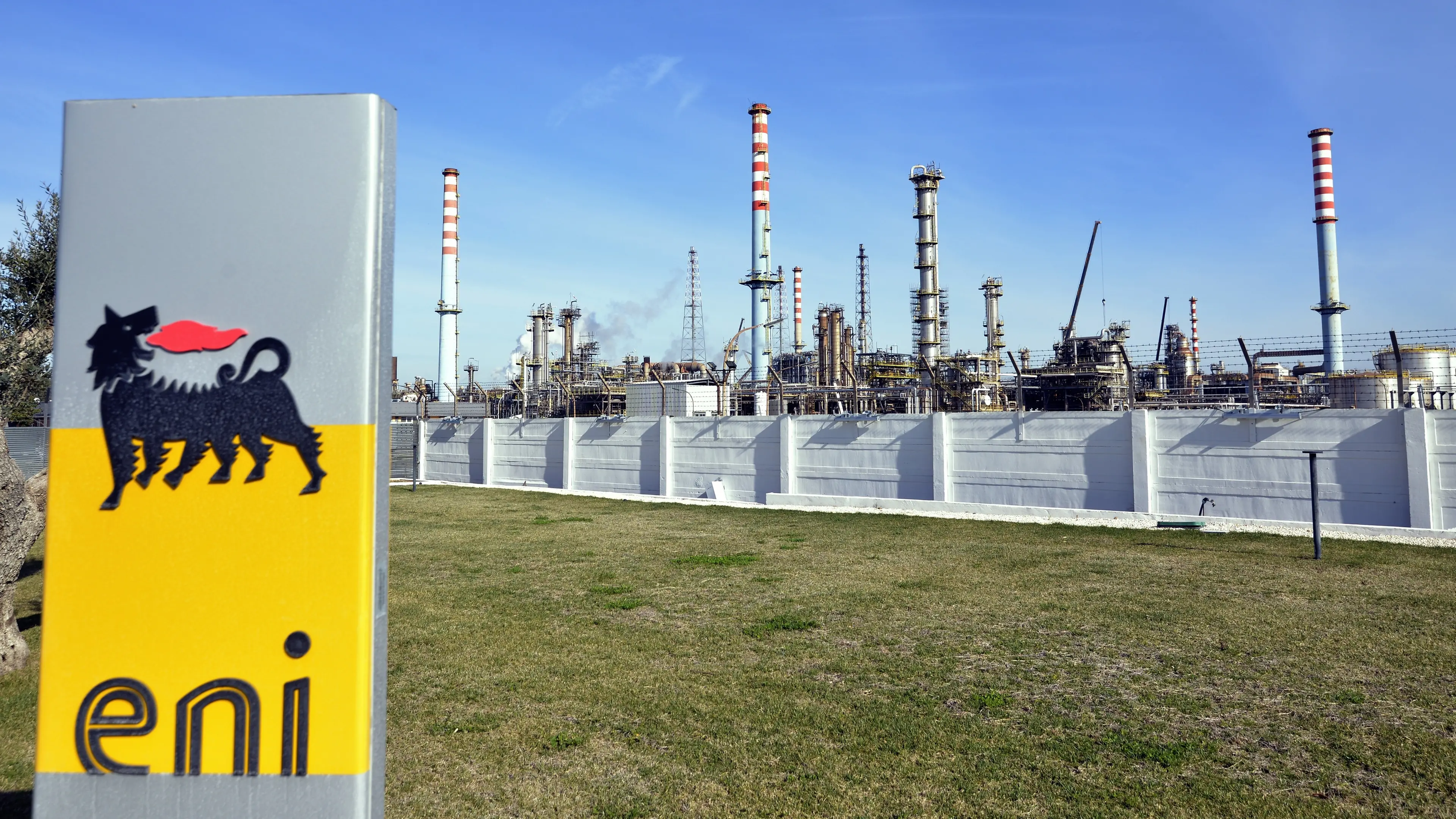 Eni Taranto: nuova società, vecchie paure