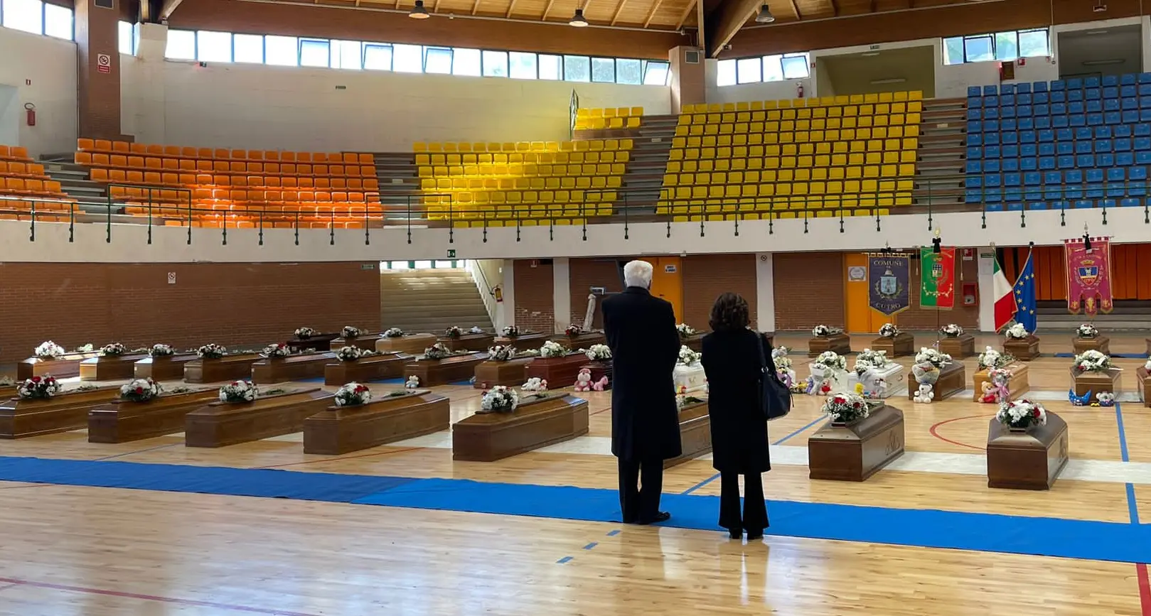 Cutro, il processo parte in un silenzio di tomba