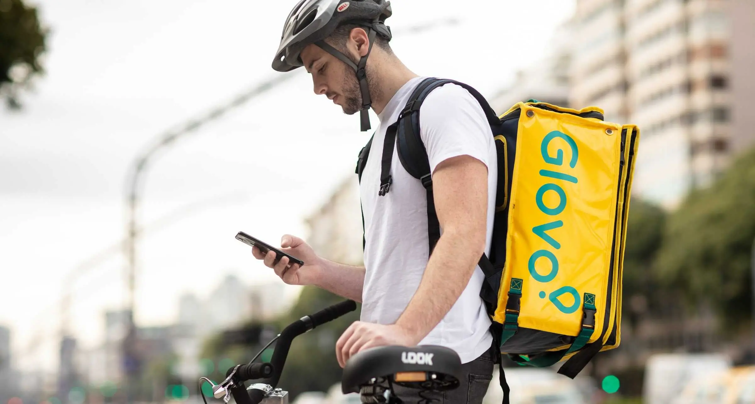 Glovo, Cgil e Nidil Milano: “Il progresso non si trasformi in sfruttamento”