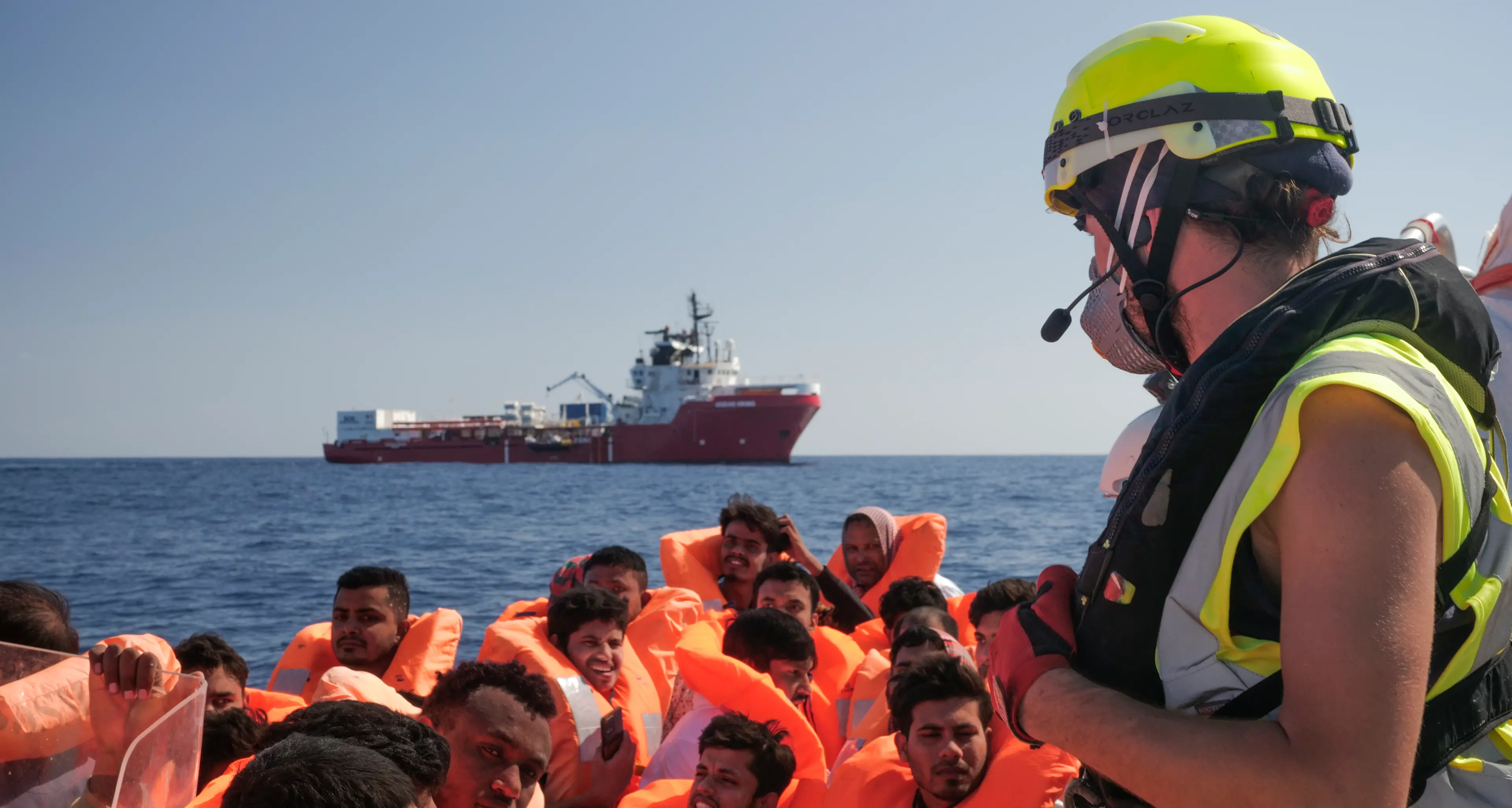 Migranti, nuove strette e nuove tragedie