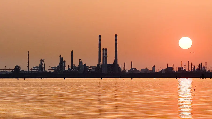 Crisi industriale a Venezia: chimica, vetro e moda sotto assedio