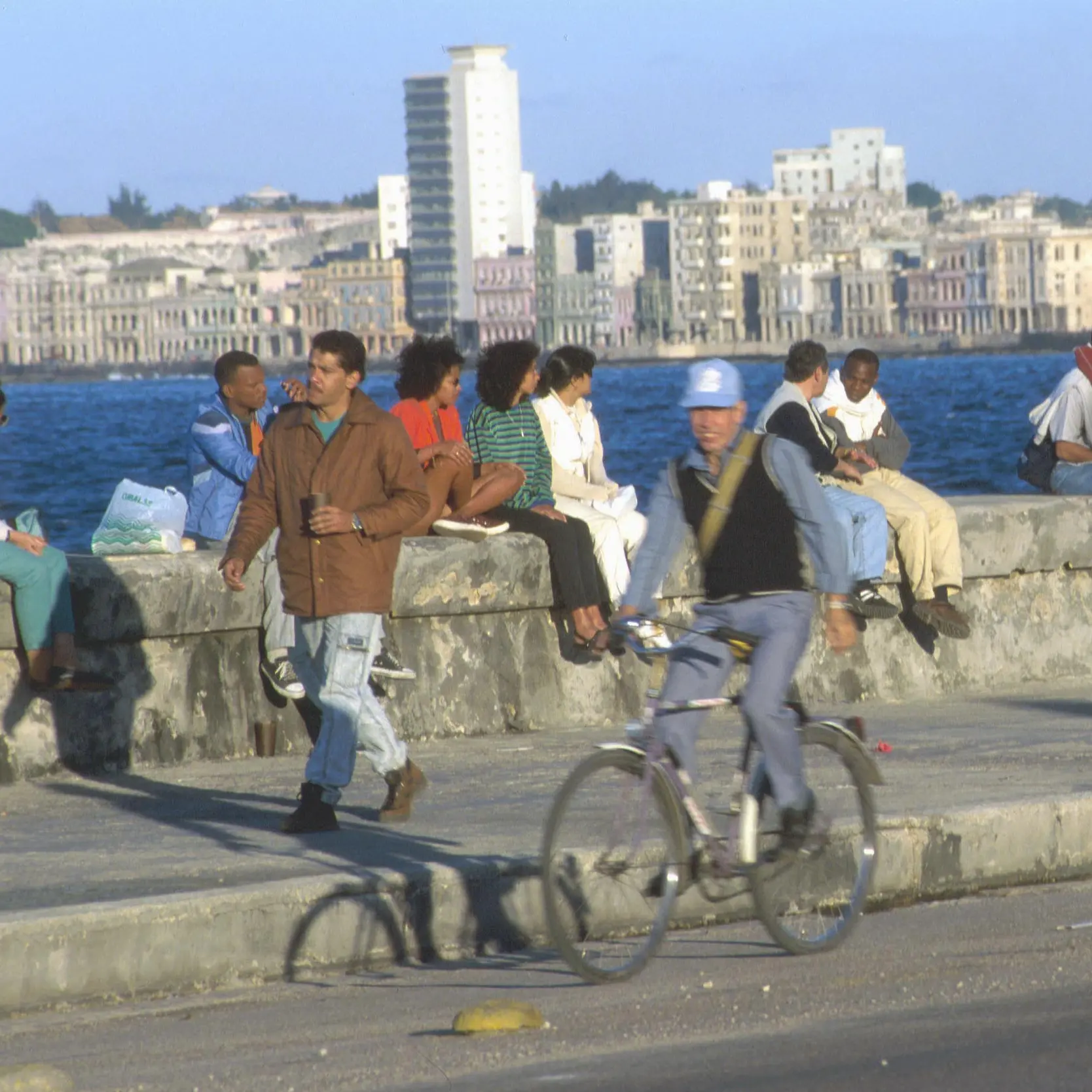 Cuba, il mortale assedio statunitense 