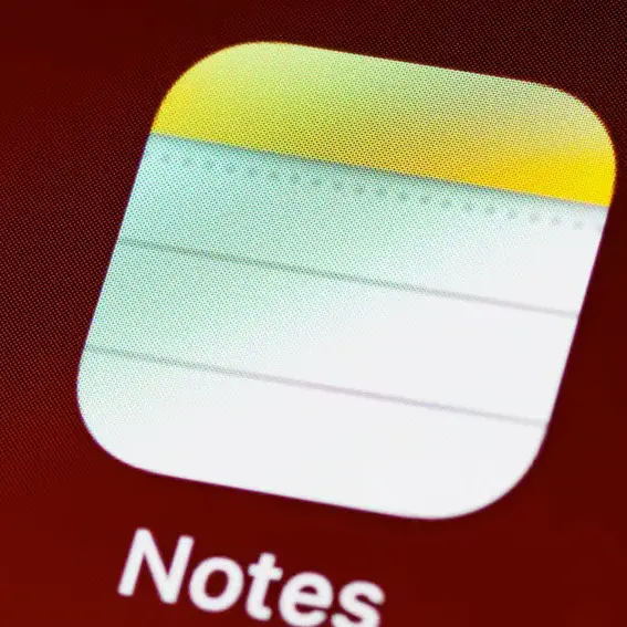 Lo smartphone che lavora con te: scanner, Ocr e riassunti in tasca