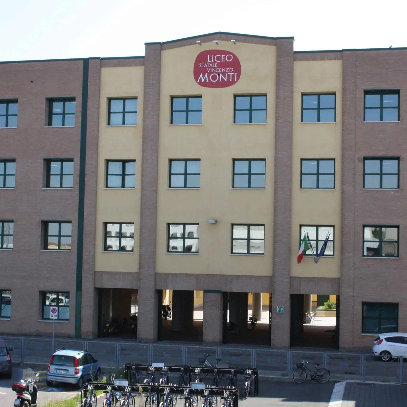 Caccia alle streghe: a Cesena vietato parlare di referendum al liceo