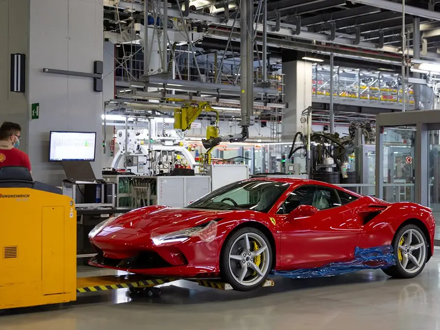 Risultati record Ferrari 2025: un successo di tutti i lavoratori