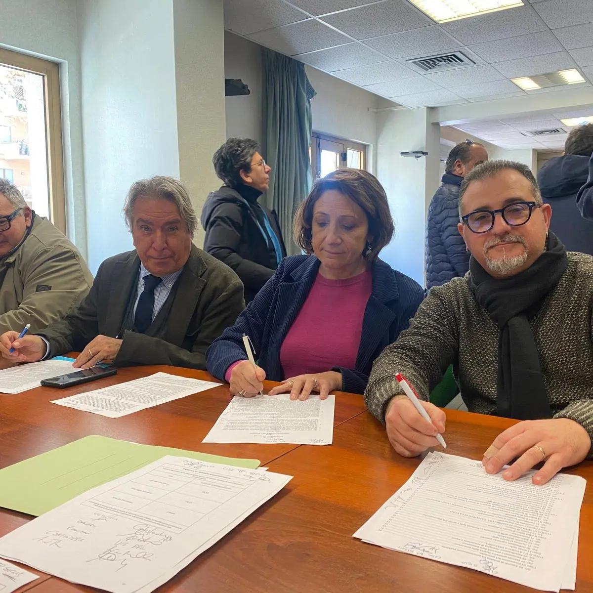 Sicilia, firmato il contratto regionale del comparto non dirigenziale 2022-2024