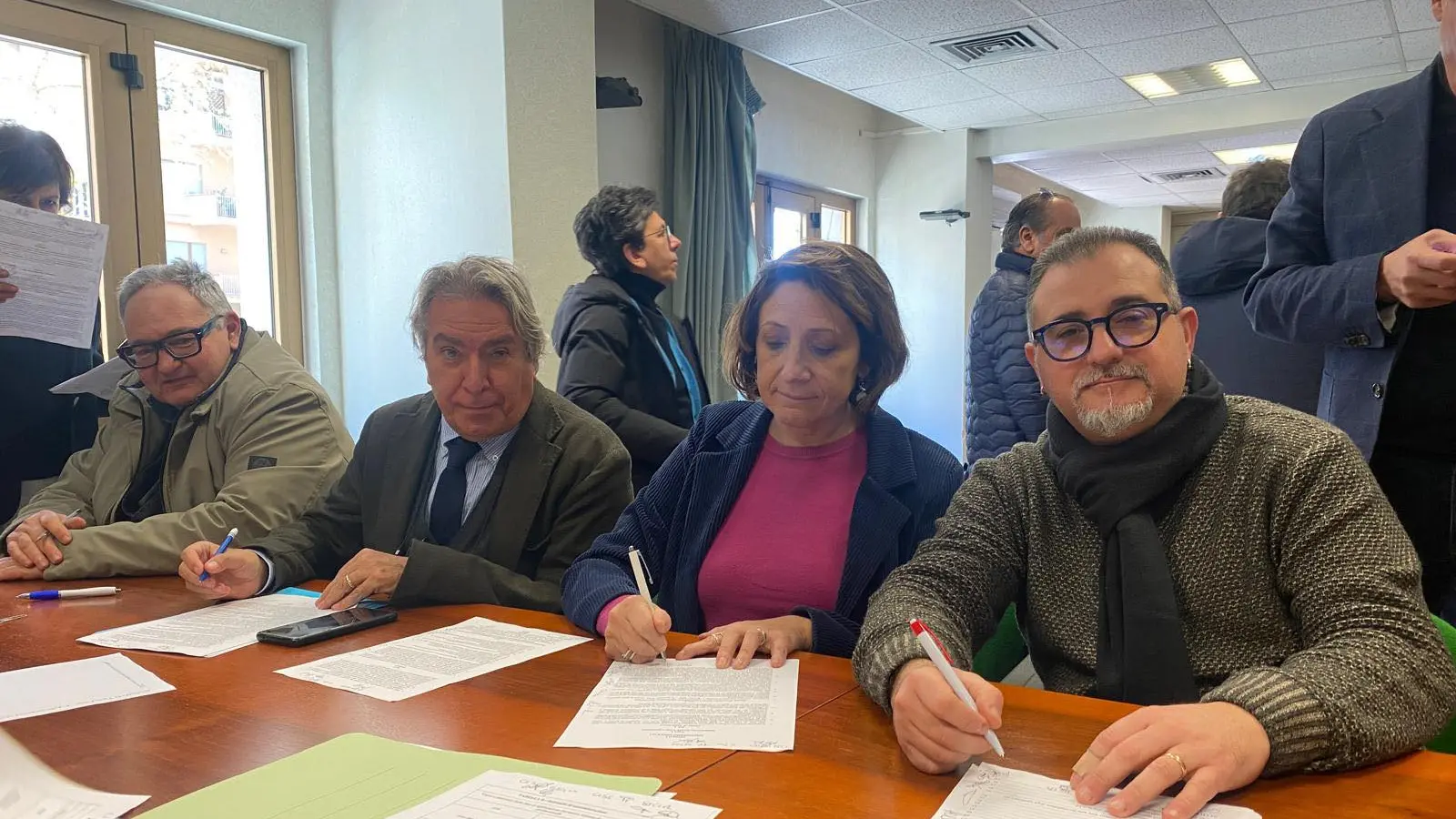 Sicilia, firmato il contratto regionale del comparto non dirigenziale 2022-2024