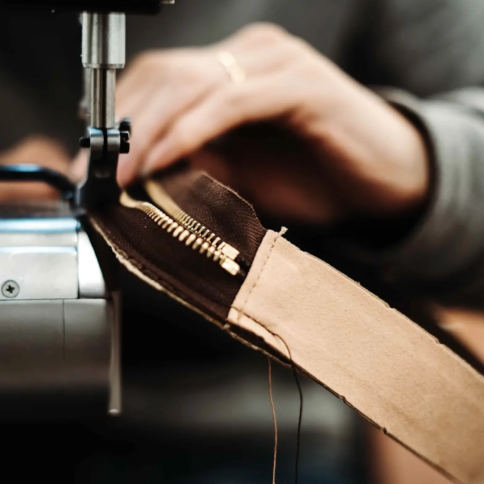 Loipell, ordini tagliati e rischio occupazione: oggi il tavolo