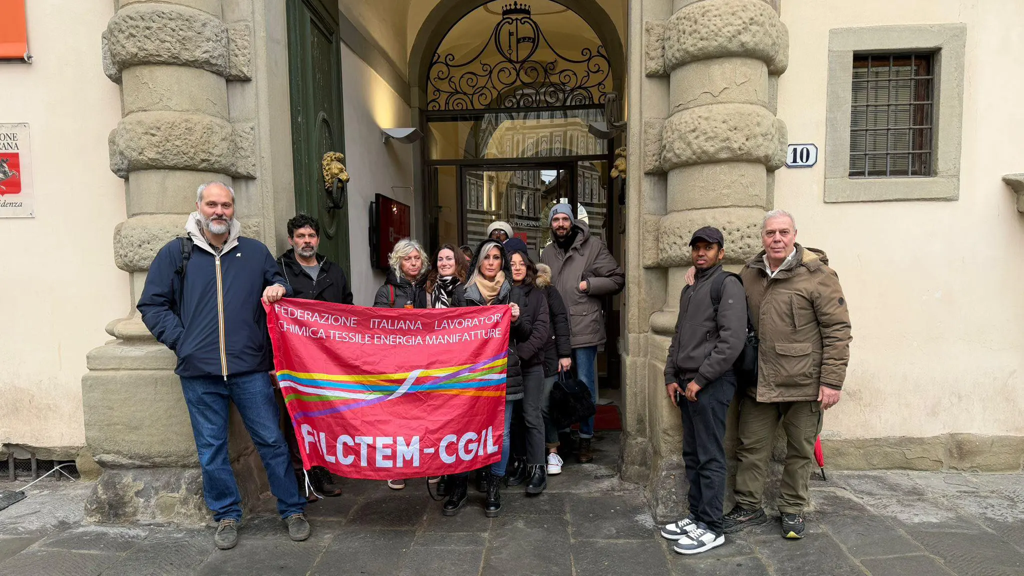 Loipell in difficoltà: a Firenze presidio e tavolo di crisi in Regione