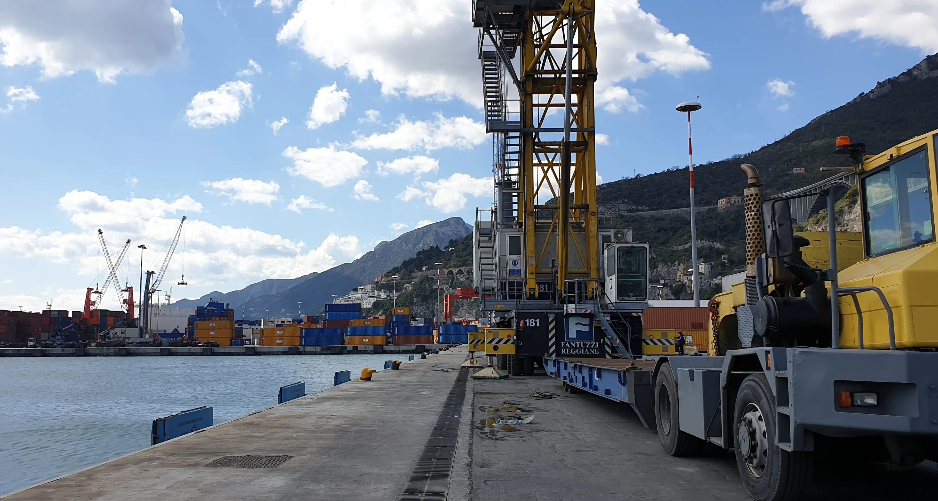 Lavoro nei porti bene comune