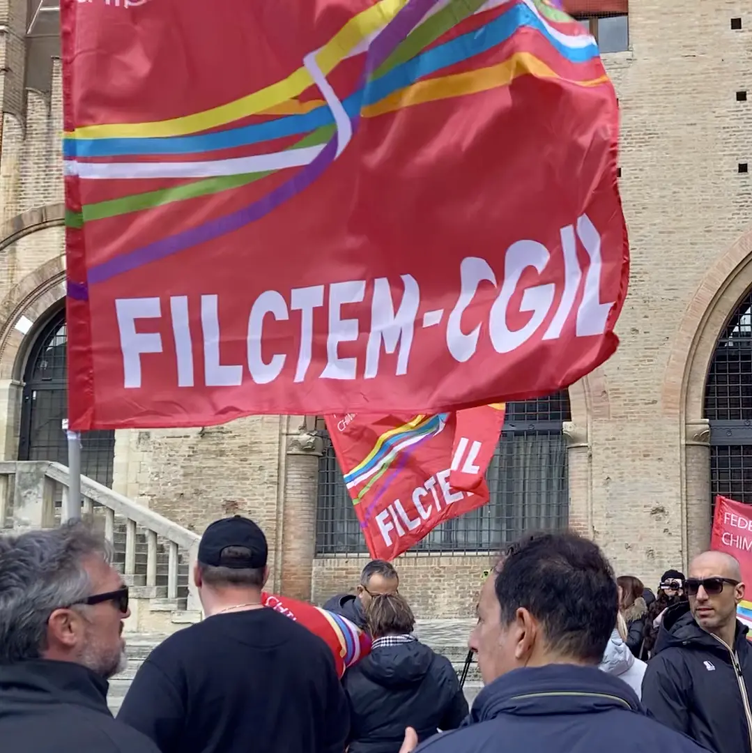 Il paradosso romagnolo: Riviera Dream Vision inaugura, Aeffe licenzia