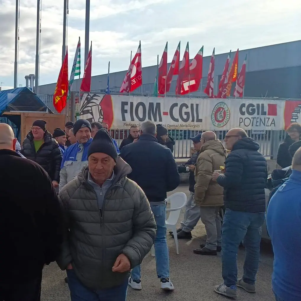 Ancora quattro mesi di cassa integrazione alla Pmc