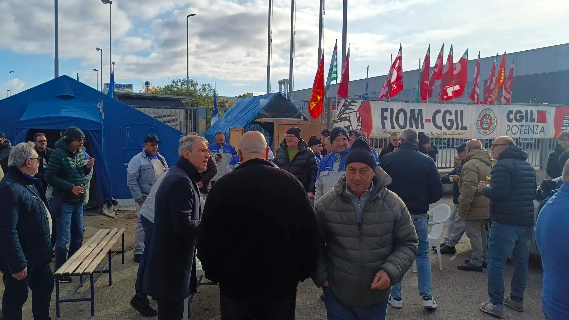 Ancora quattro mesi di cassa integrazione alla Pmc