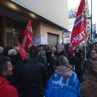 Sifi, a Catania sit-in contro i licenziamenti