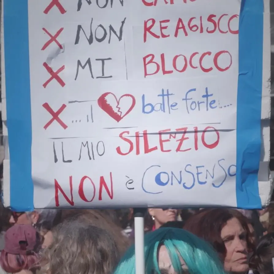 La piazza di Roma contro il ddl Bongiorno