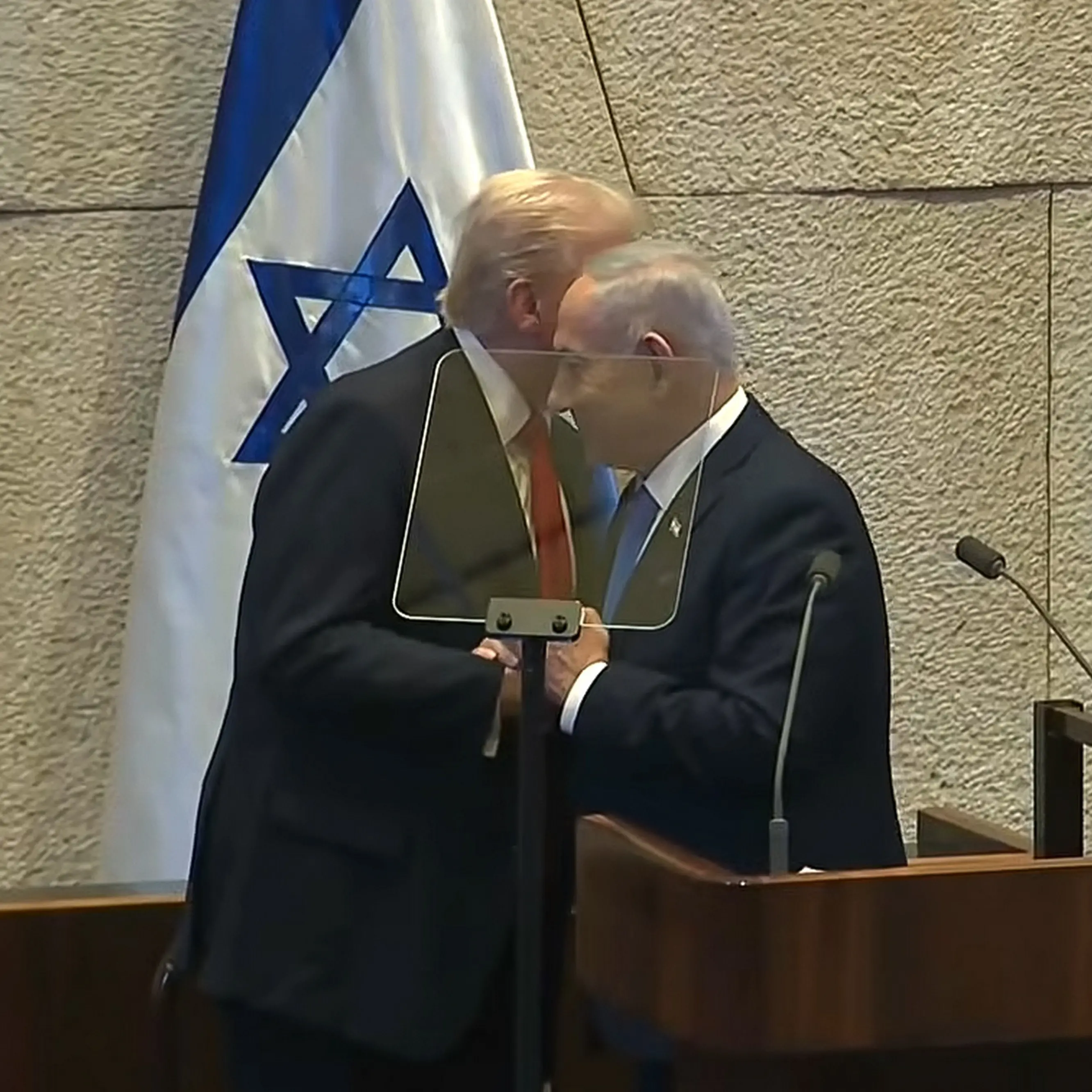 Iran, l’escalation e l’azzardo feroce di Trump e Netanyahu