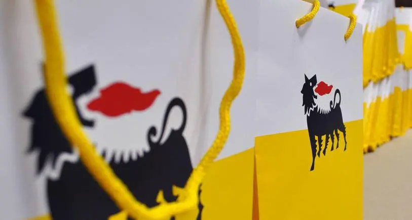 ENI AZIENDA COMPAGNIA PETROLIFERA INDUSTRIA ENERGETICA ENERGIA CARBURANTE CARBURANTI