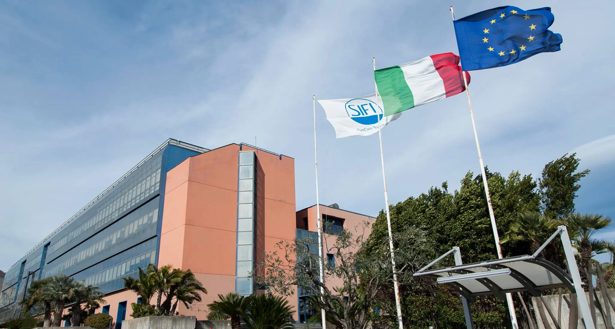 Aci Sant’Antonio, due vertenze e oltre 90 posti a rischio