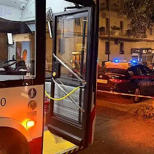 Ferimento sul bus a Napoli, Filt Cgil: orgogliosi del gesto eroico dell’autista