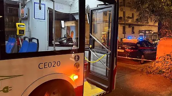 Ferimento sul bus a Napoli, Filt Cgil: orgogliosi del gesto eroico dell’autista