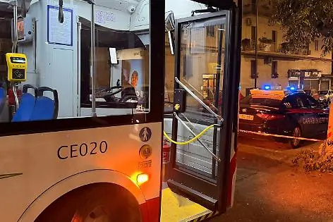 Ferimento sul bus a Napoli, Filt Cgil: orgogliosi del gesto eroico dell’autista
