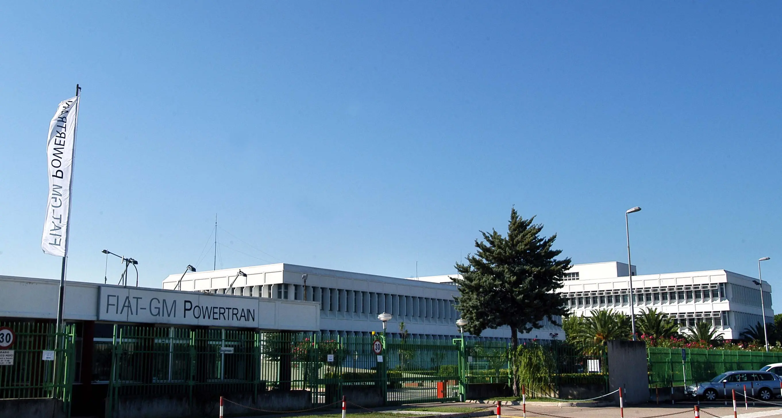 Stellantis, a Termoli gli esuberi scendono a 400