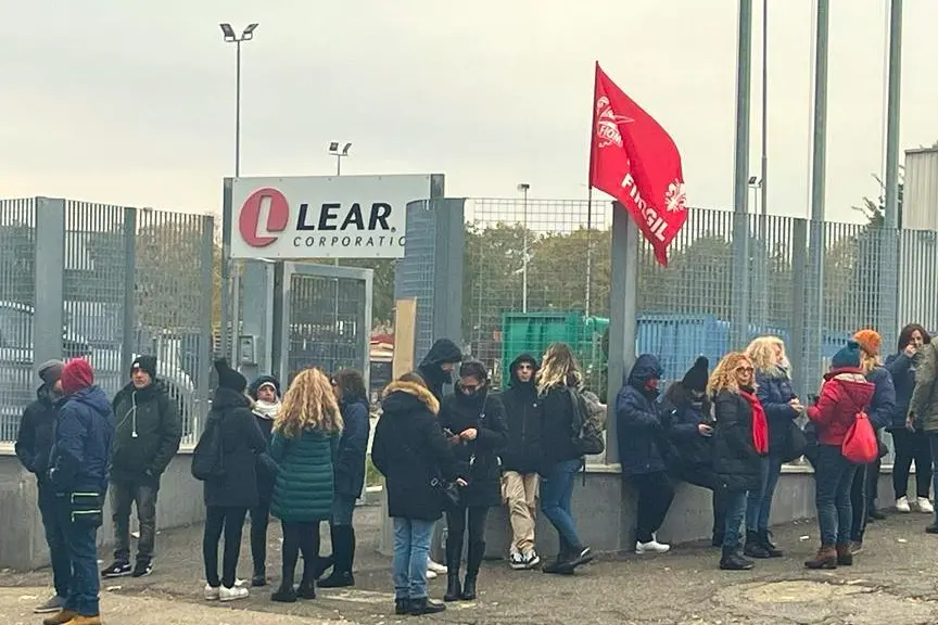 Vendita Lear, c’è un nuovo possibile acquirente