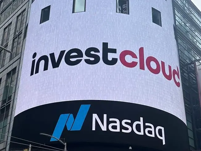 Chiude la InvestCloud, lavoratori sostituiti dall’IA