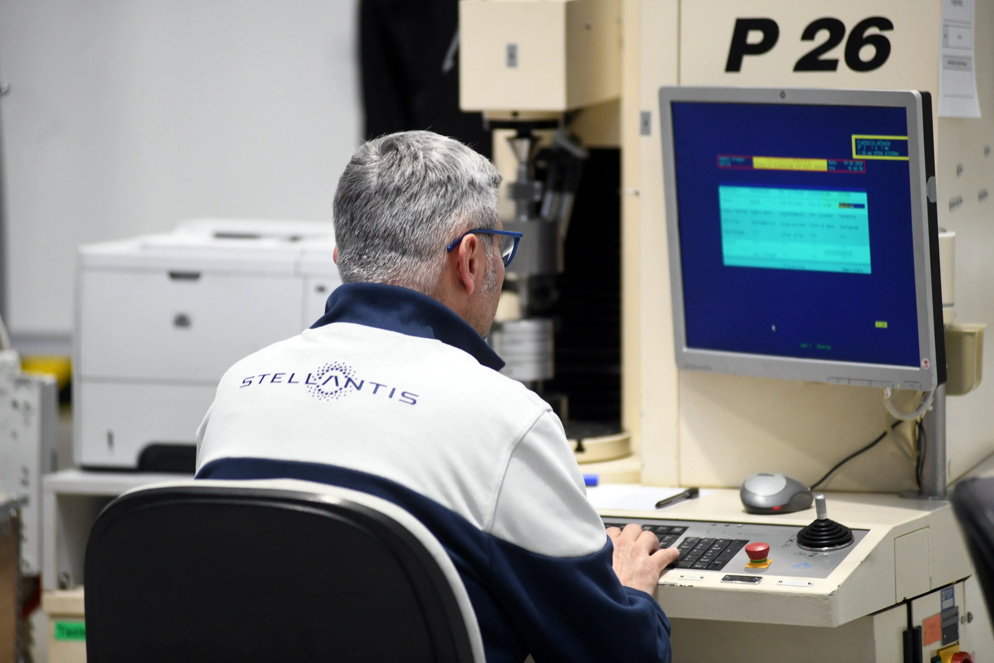 Stellantis Atessa, ancora 305 uscite. No della Fiom