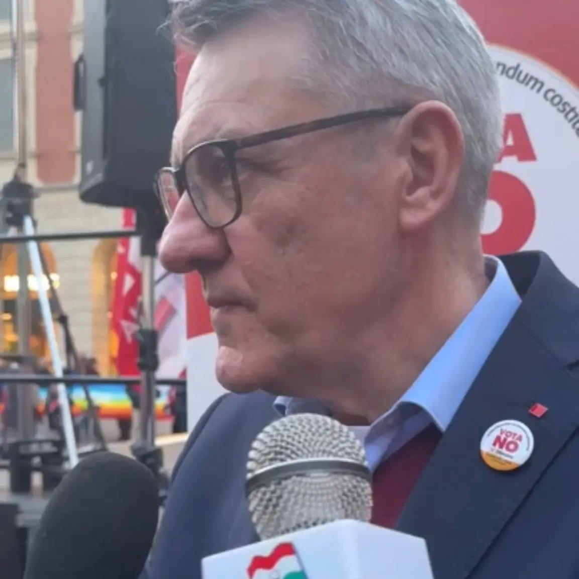 Landini a Reggio Emilia per l’appello finale a votare No al referendum