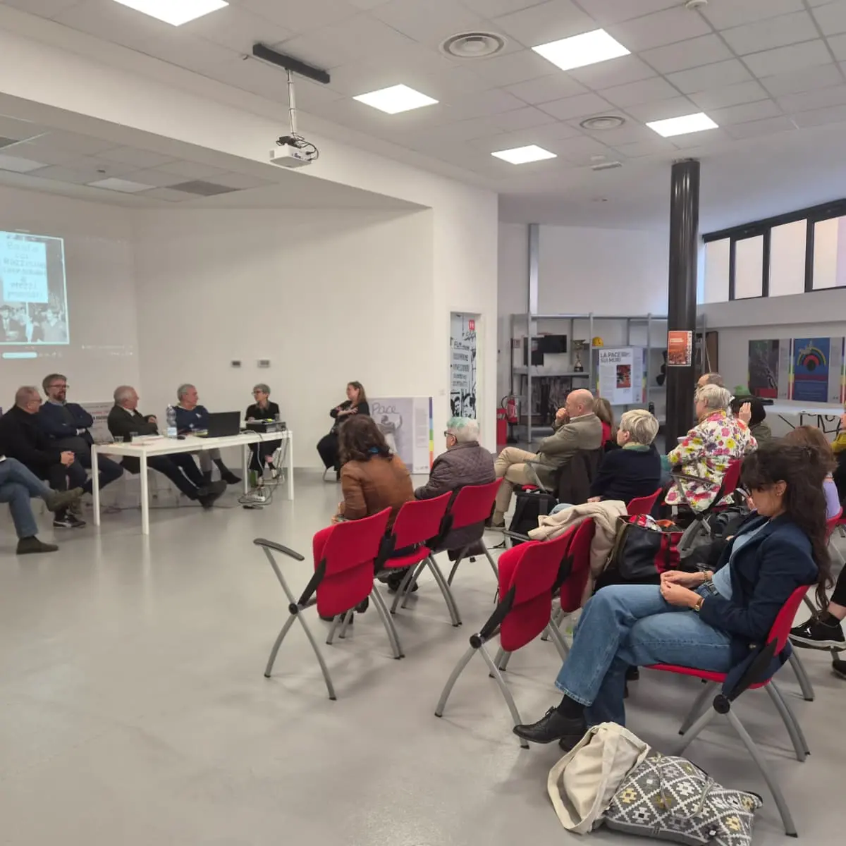 La prodigiosa trasformazione della classe operaia in stranieri