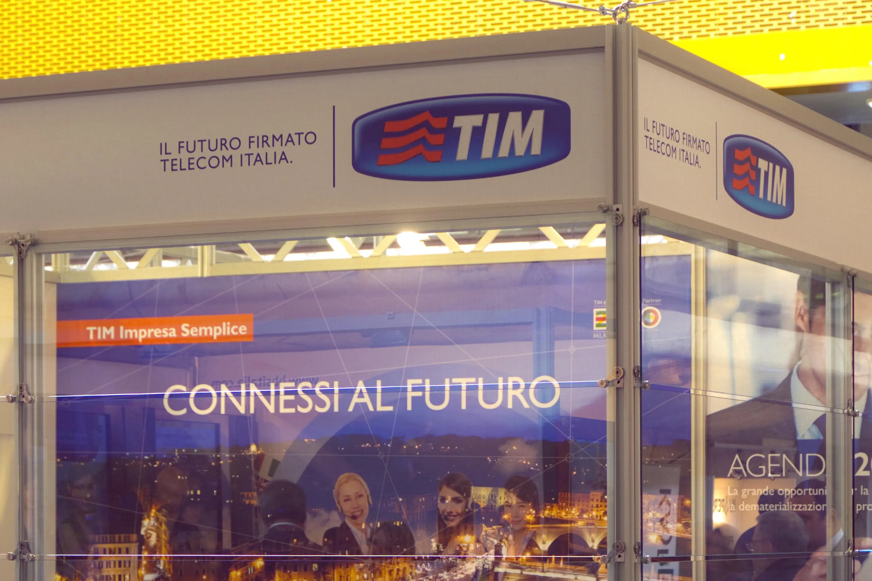 Tim, le Poste lanciano un’offerta pubblica