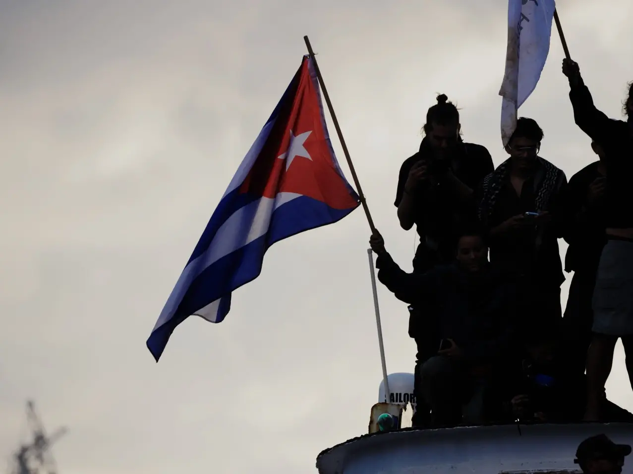 Il Nuestra America convoy europeo lascia Cuba: “La lotta continua”