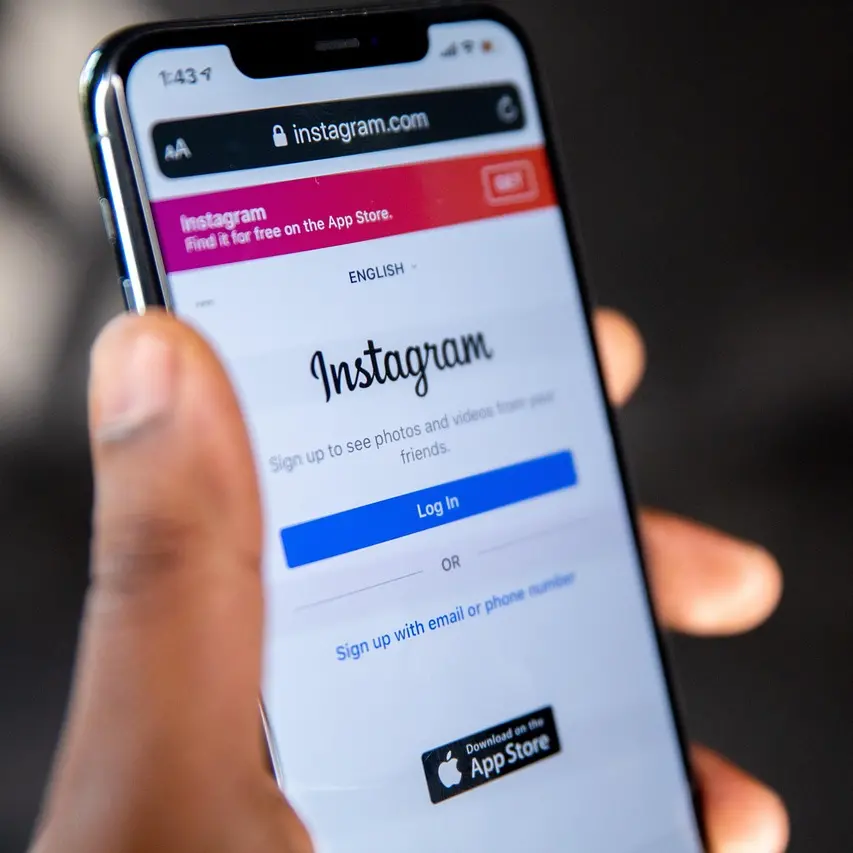 Instagram, stop alla crittografia DM: sicurezza o controllo?