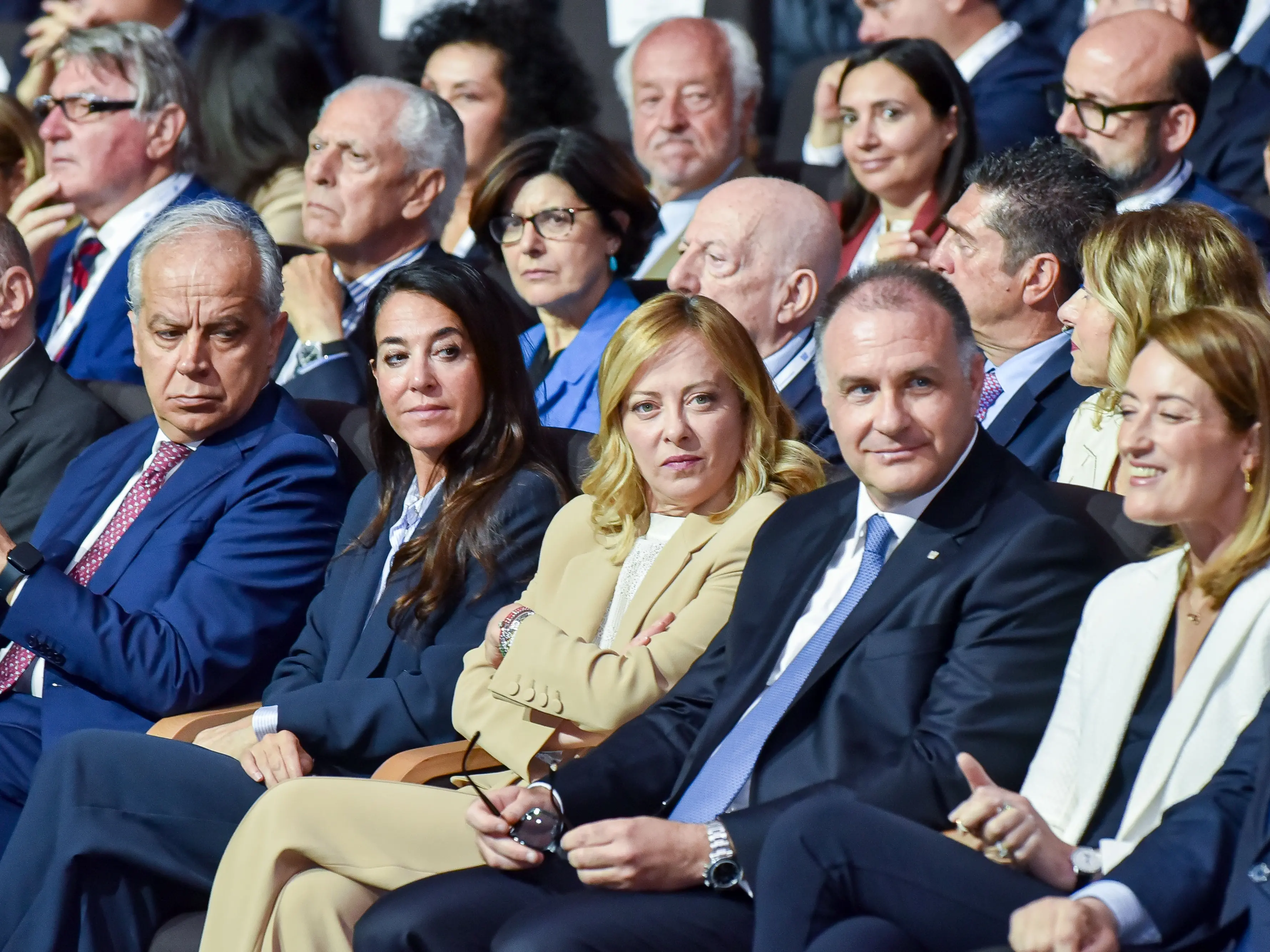 Confindustria contro il governo