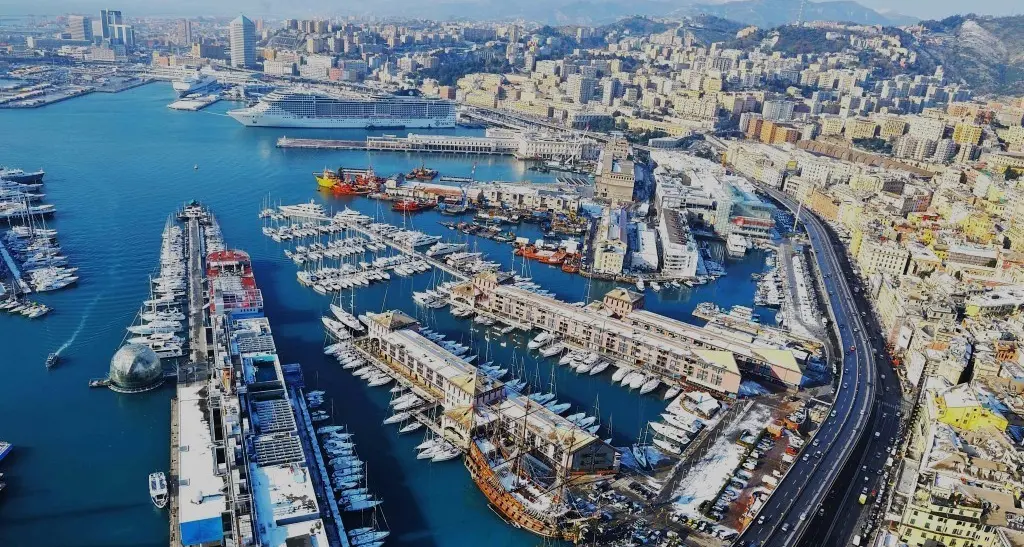 A Genova “Lavoro portuale, bene comune”