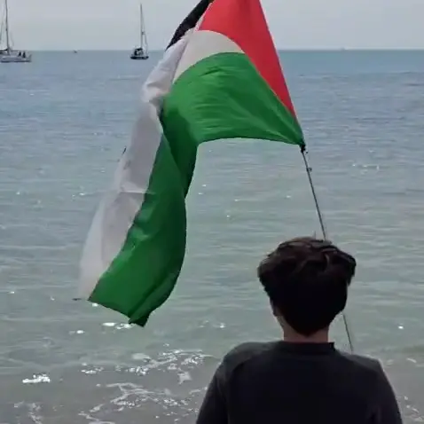 Gaza, la Global Sumud Flotilla è ripartita