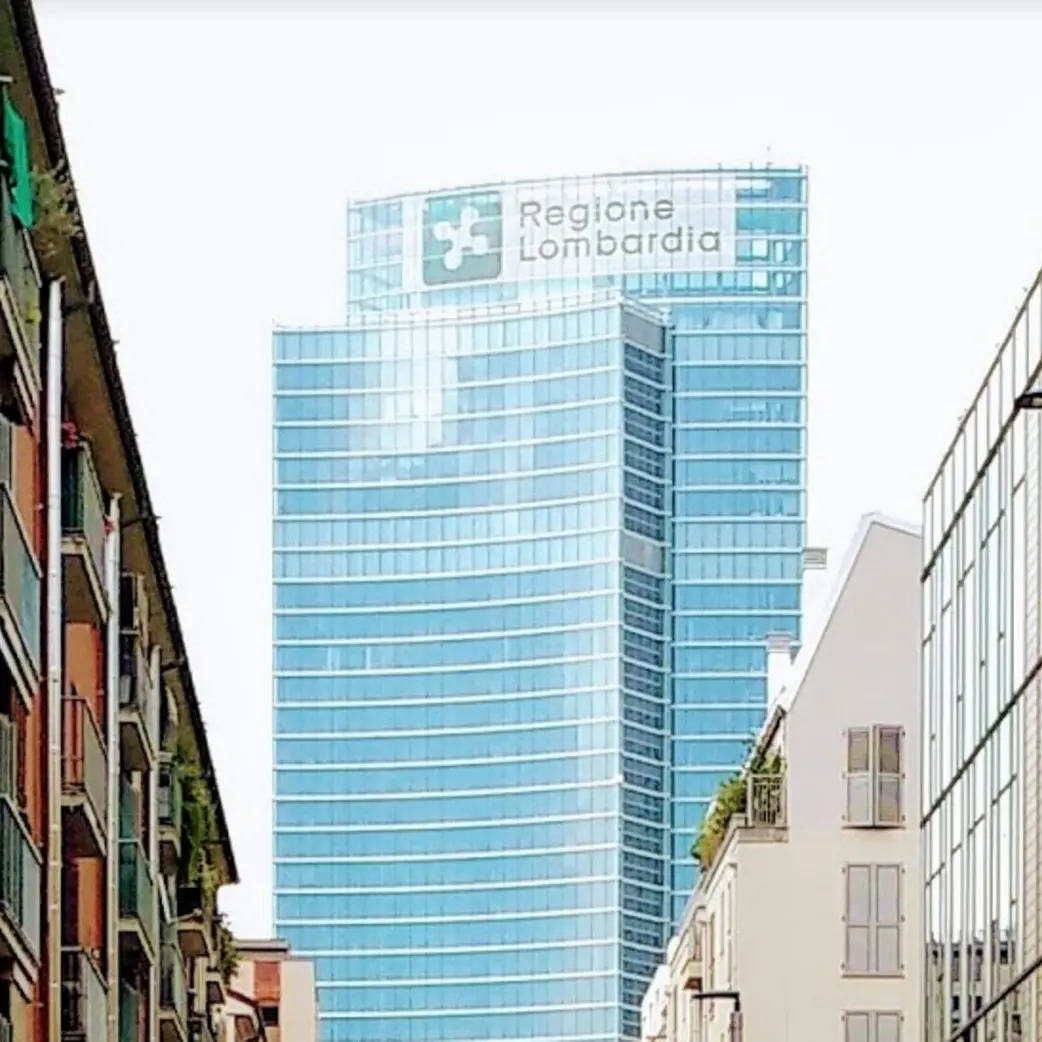 Milano scende in piazza per il diritto alla salute