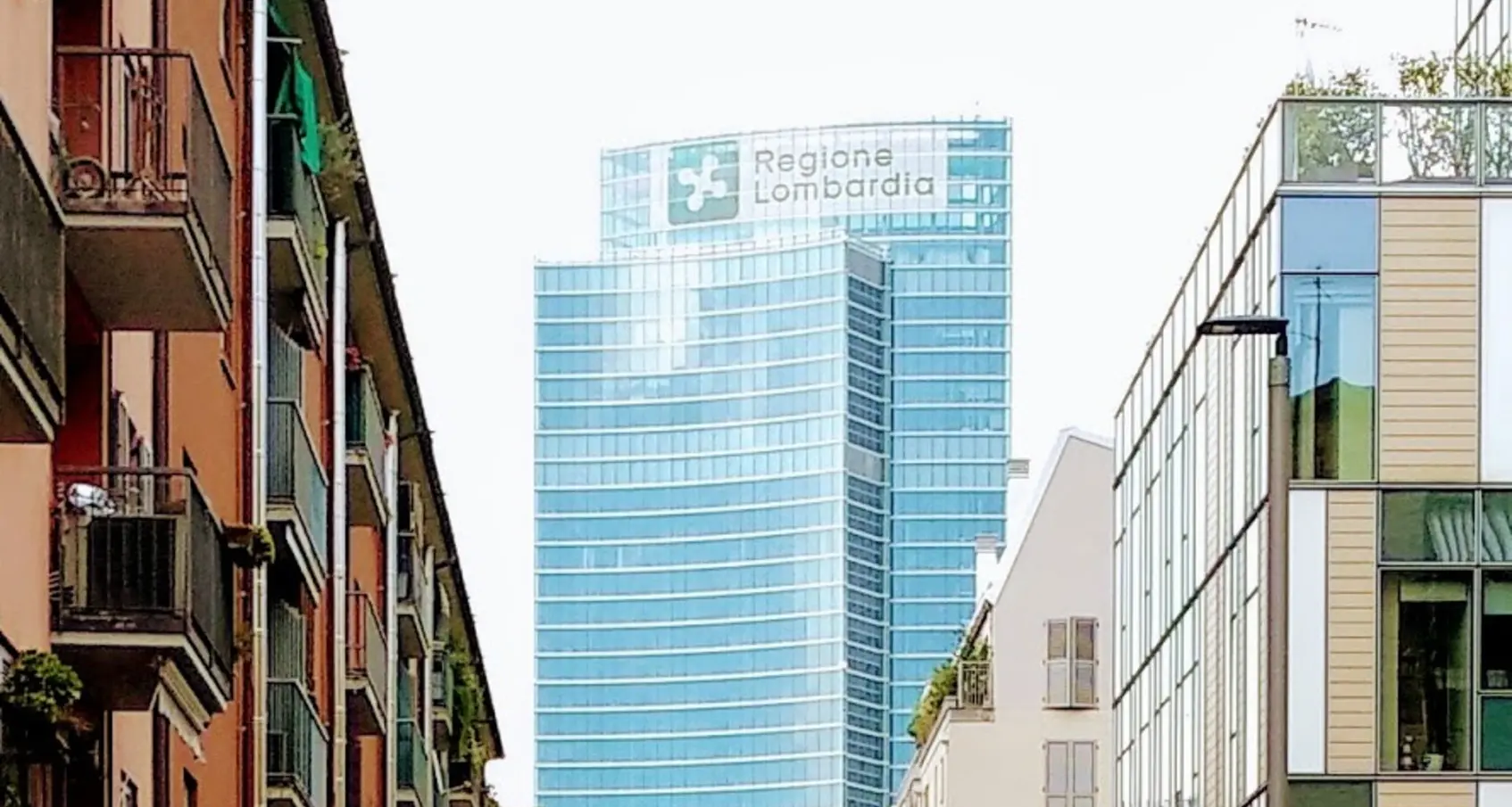 Milano scende in piazza per il diritto alla salute