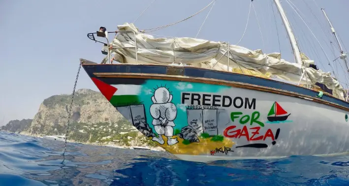 Gaza, la Global Sumud Flotilla è ripartita