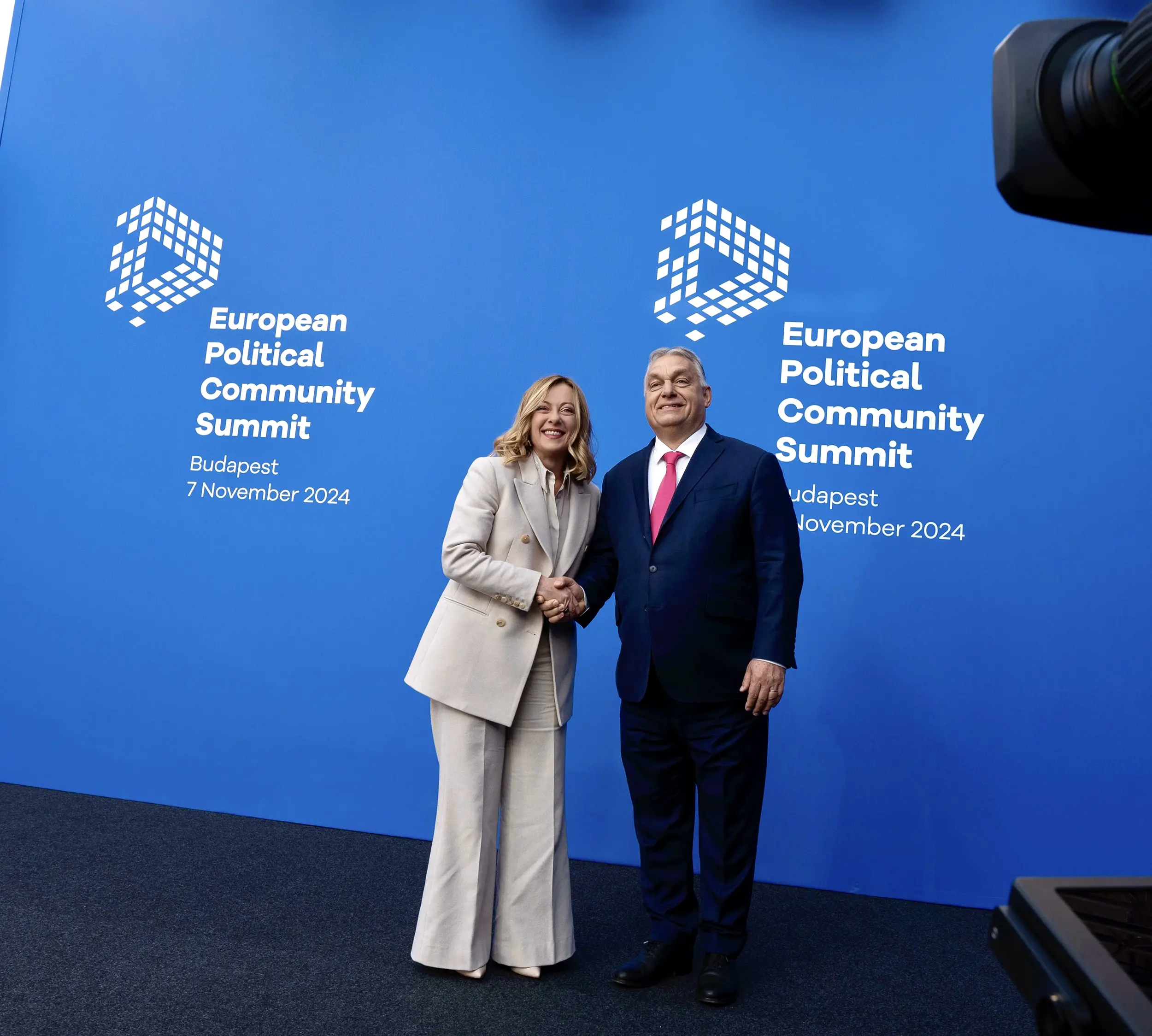 GIORGIA MELONI PRESIDENTE DEL CONSIGLIO, VIKTOR ORBÁN PRIMO MINISTRO UNGHERIA