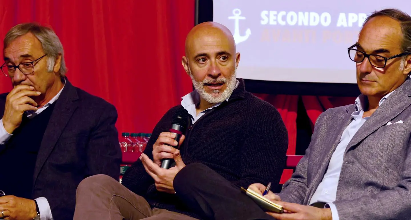 “Il modello del lavoro portuale passa dalla centralità delle compagnie”