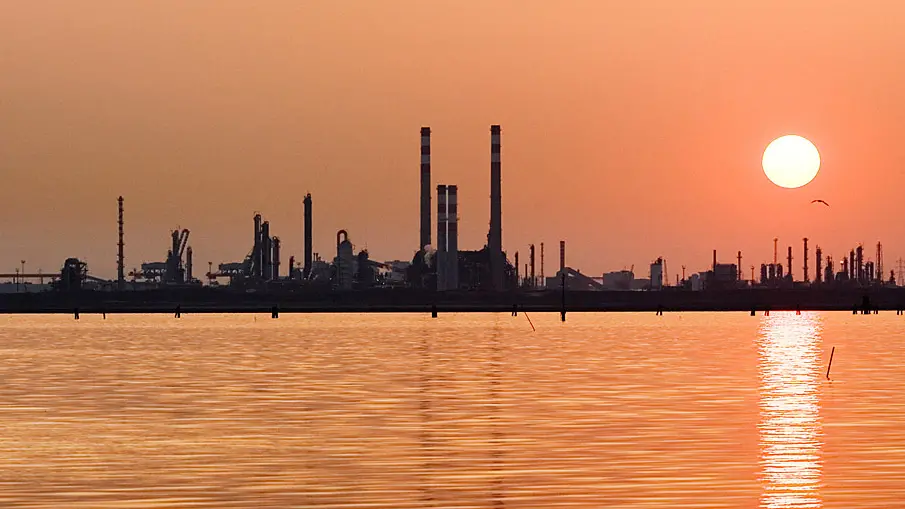 Primo Maggio a Porto Marghera, sospeso tra crisi e opportunità